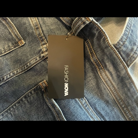 Plus size Denim Overalls, Fashion Nova 2XL - Picture 6 of 8